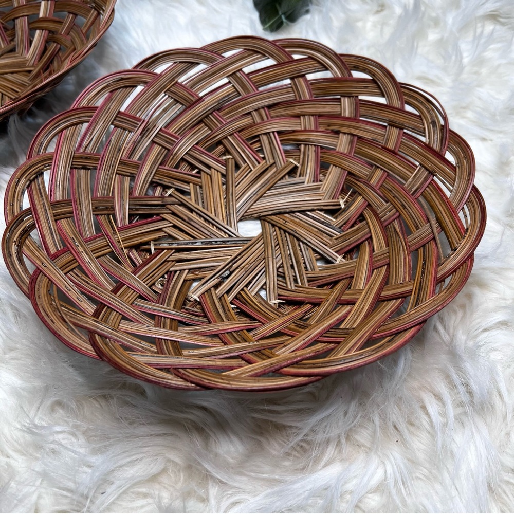 Pair of Vintage Wicker Baskets - Picture 9 of 16